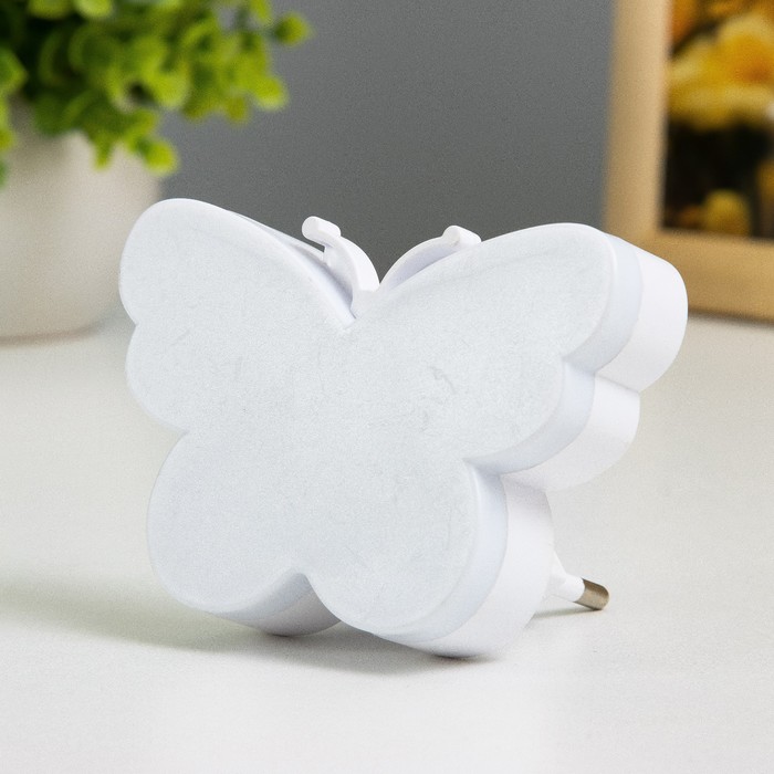 Ночник "Бабочка" LED 1Вт белый 9х6х6 см