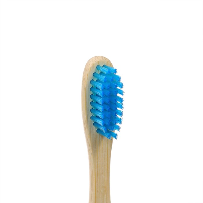 Зубная щетка бамбуковая жесткая в коробке, синяя