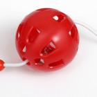 Игрушка для кошек с бубенчиком и перьями "Вертолёт", шарик 3,8 см, красная - Фото 3