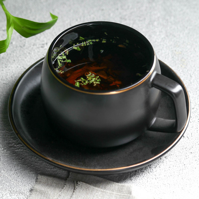 Чай чёрный «Таёжные нотки» premium: хвоя, черника, клюква, 50 г.