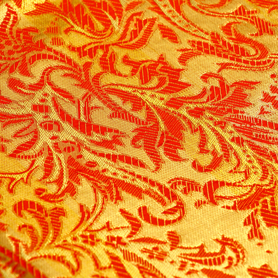 Лоскут «Парча», красный с золотыми узорами, 50 × 50 см