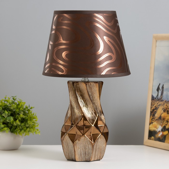 Настольная лампа "Исланта" Е14 40Вт шоколадный 22,5х22,5х38см RISALUX - Фото 1
