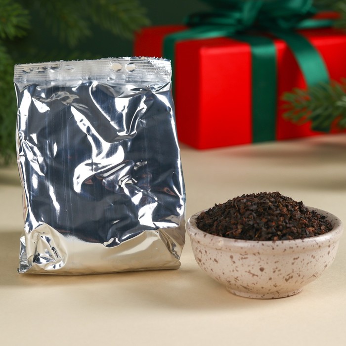 Чай чёрный «Пусть Новый год подарит сказку». вкус: зимняя вишня, 50 г.