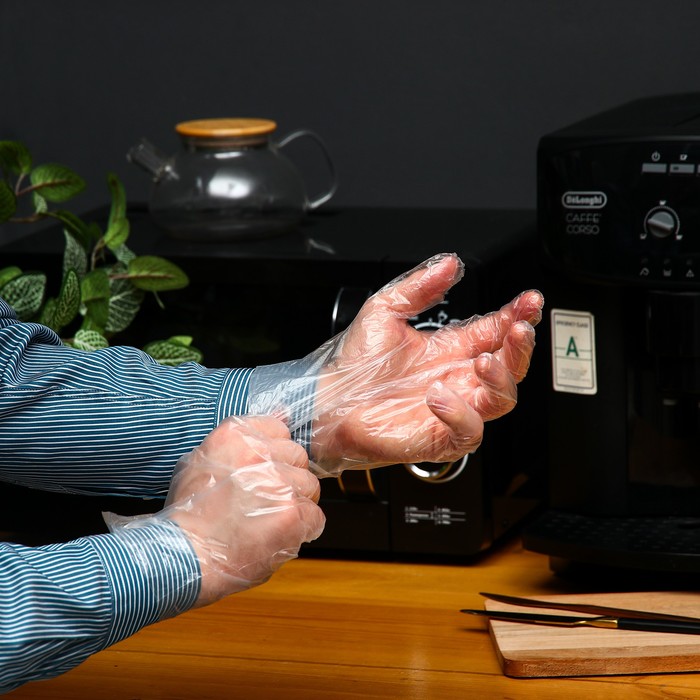 Перчатки одноразовые полиэтиленовые, в упаковке по 100 шт. - Фото 1