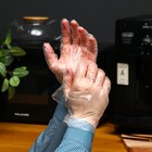 Перчатки одноразовые полиэтиленовые, в упаковке по 100 шт. - Фото 2