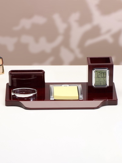 Набор настольный канцелярский 4 в 1, с часами