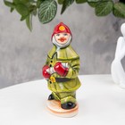 Сувенир "Пожарный", майолика, 16 см - Фото 1