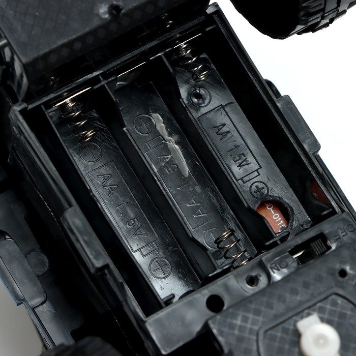 Джип радиоуправляемый «Вездеход», работает от батареек, цвет черно-синий