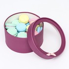 Подарочная коробка "Wewak" сливовая, завальцованная с окном, 18 х 10 см - фото 23442386