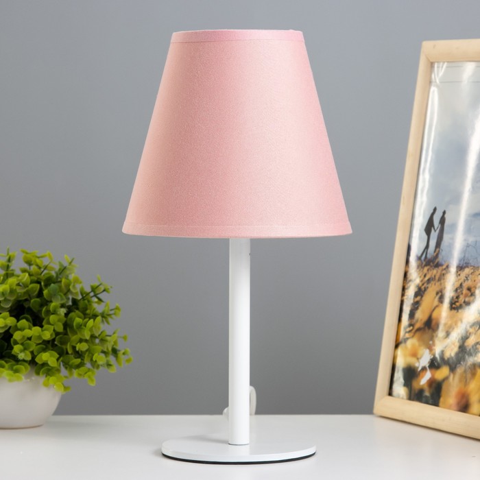 Лампа настольная Jack 1х15Вт Е14 белый/розовый 18х18х32см RISALUX - Фото 1