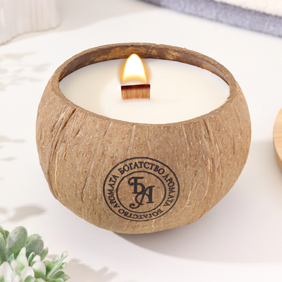 Ароматическая свеча в подсвечнике из кокоса, сандал, соевый воск, 8×10 см, в коробке