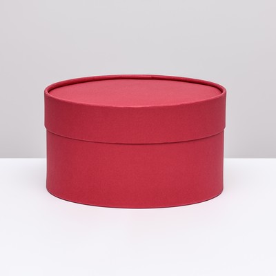 Подарочная коробка "Wewak" красный бархат, завальцованная без окна, 18 х 10 см