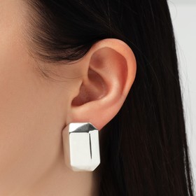 {{photo.Alt || photo.Description || 'УЦЕНКА Серьги металл «Прямоугольник» с гранями, цвет серебро'}}