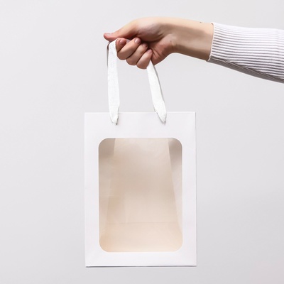 Пакет подарочный, с окном, 25×18×13 см, белый