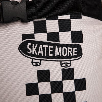 Рюкзак школьный текстильный с креплением для скейта Skate more, 38×29×11 см, чёрный, отдел на молнии