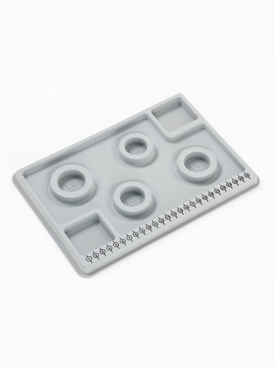 Подставка универсальная для украшений «QF. Трафарет», 20×29×2 см, серая