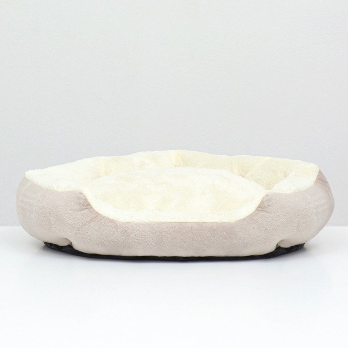 Лежанка для животных "Кувшинка", 35 см, серо-белая