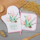 Кухонный набор «Этель. Тюльпаны»: варежка-прихватка 20×28 см, прихватка 19×19 см, 100% хлопок - Фото 1