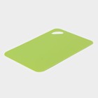 Доска разделочная противоскользящая гибкая Доляна, 33×23 см, цвет зелёный - Фото 4