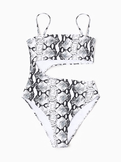 Купальник женский слитный с вырезом на животе MINAKU, размер 44, со змеиным принтом