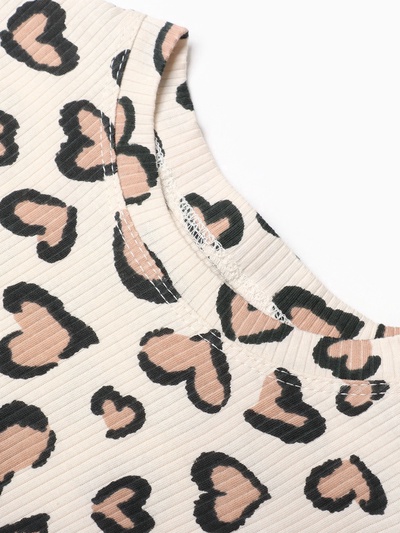 Пижама для девочки (футболка, брюки) KAFTAN: Leo love, бежевая, размер 34 (122-128 см)