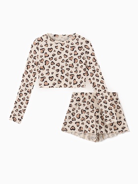 Пижама женская (лонгслив, шорты) KAFTAN Leo love, размер 40-42