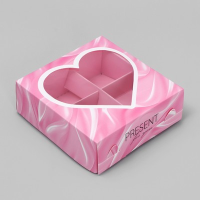 Коробка под 4 конфеты, кондитерская упаковка «Любимое сладкое», 10.5 х 10.5 х 3.5 см