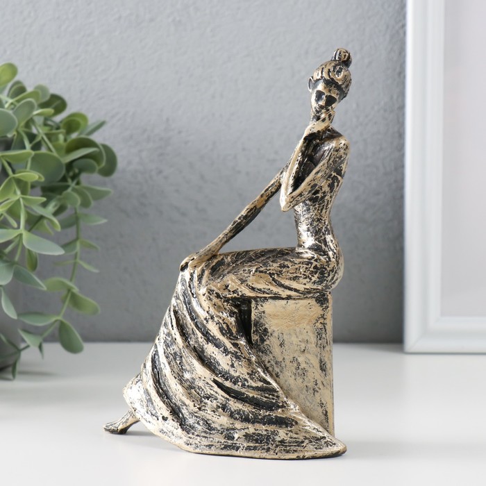 Фигурка полистоун «Девушка на камне», под бронзу, 12.5×5×17 см