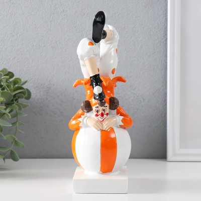 Фигурка полистоун «Клоун-акробат на шаре», бело-оранжевый, 10×9.5×23 см