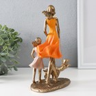Сувенир полистоун "Мама с дочкой на прогулке с собаками" бронза, оранжевый 16х9,5х24 см - Фото 3