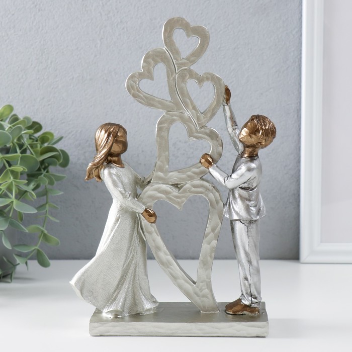 Фигурка полистоун «Малыши и инсталляция с сердцами», бронза, серебро, 15.5×6×23 см - Фото 1