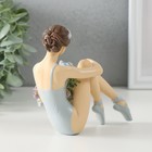 Фигурка полистоун «Балерина с охапкой сиреневых цветов», 12.5×7×12 см - Фото 3