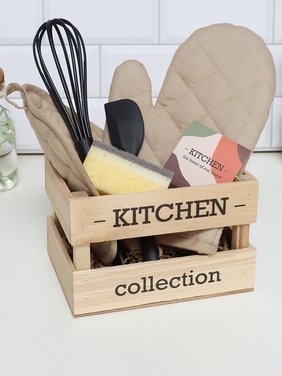 Набор подарочный Kitchen: варежка-прихватка, прихватка, кухонная лопатка, венчик, губка