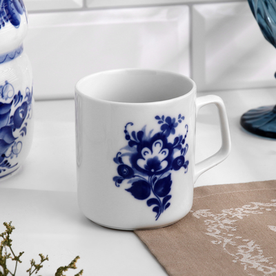 Кружка фарфоровая «Индиго», h=9 см, v-350 мл