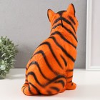 Копилка  "Кошка тигровая окраска" высота 31,5 см, ширина 16 см, длина 24 см. - Фото 3