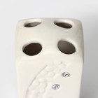 Аксессуары для ванной Доляна «Цветочный барельеф», 4 предмета, дозатор 270 мл, мыльница, 2 стакана 210 мл, белые - Фото 7