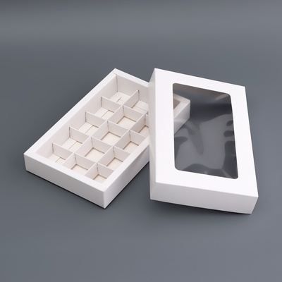 Коробка для 15 конфет, белая, 13.7×22×3.5 см