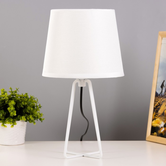 Настольная лампа "Барре" E27 40Вт белый 20,5х20,5х38 см RISALUX - фото 1906568703