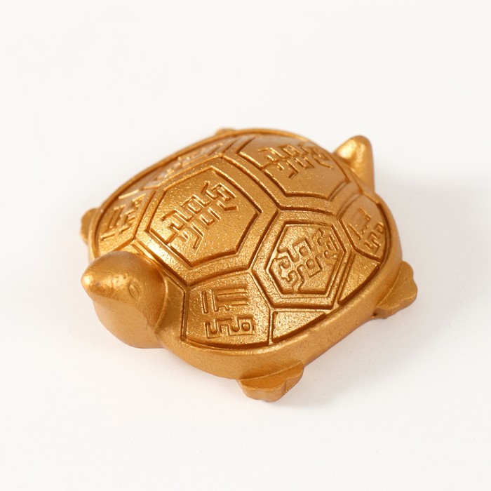 Нэцкэ полистоун под золото "Черепаха с символами на панцире" 6,4х5,5х2,2 см