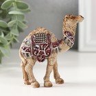 Сувенир полистоун "Пустынный верблюд с попоной" 3,5х8х8,7 см - фото 3457059