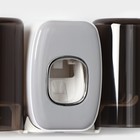 Выдавливатель для зубной пасты+держатель для зубных щёток с 2 стаканами, 20×10,2×6,2 см, цвет серый - фото 8740045