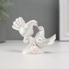 Фигурка полистоун «Два голубя», на подставке, 6.3×5.5×2.5 см, МИКС - Фото 1
