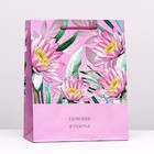 Пакет подарочный "Цветочное изобилие", 26 х 32 х 12 см - Фото 1