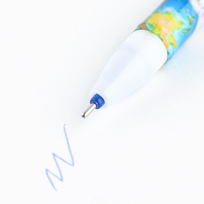 Ручка пиши стирай на выпускной пластик «Лучшему выпускнику» синяя паста, гелевая 0.5 мм - фото 1927001897