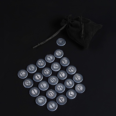 Руны для гадания «Скандинавские», 25 шт., кожа