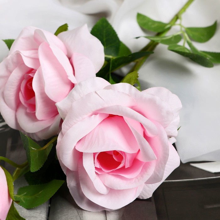 Цветы искусственные "Роза плетистая" d-10 см 67 см, розовый