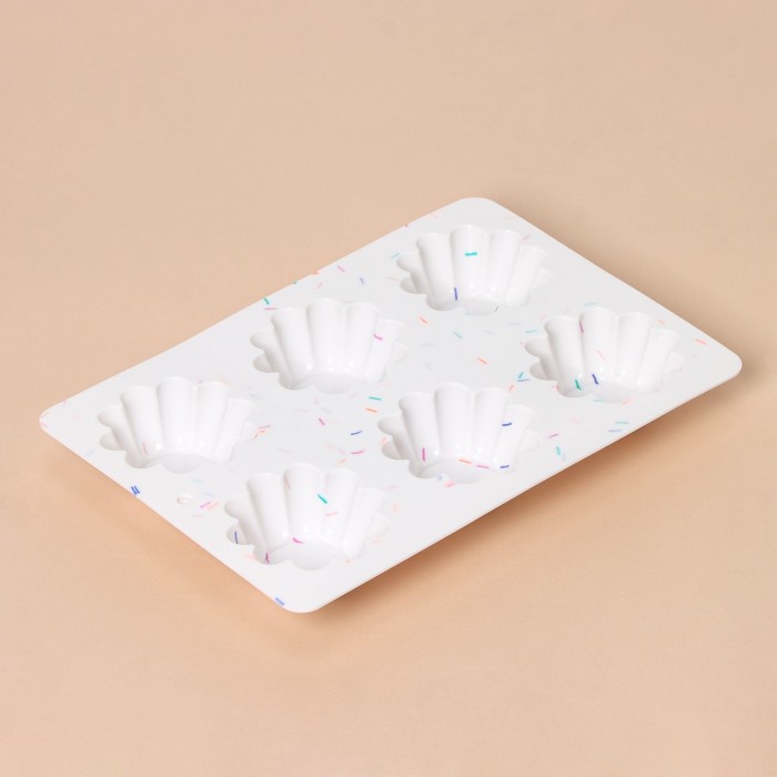 Форма силиконовая для выпечки KONFINETTA «Сладости. Пудинг», 6 ячеек, 25,8×17,8×3 см (7×7×3 см), цвет белый