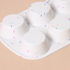 Форма для выпечки KONFINETTA «Фигуры. Круг», силикон, 28×18×3.5 см, 6 ячеек (d=7.5 см), белая - Фото 4