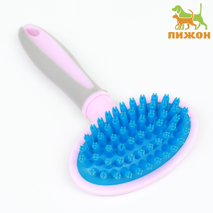 Щетка-массажер для животных с силиконовыми зубьями, средняя, 9.5×16.5 см, розовая - Фото 1