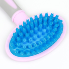 Щетка-массажер для животных с силиконовыми зубьями, средняя, 9.5×16.5 см, розовая - Фото 3